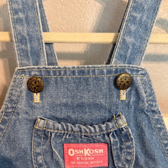 Vintage 90s OshKosh B'gosh Classic Blue Toddler Girl Overalls - Picture 3 of 7